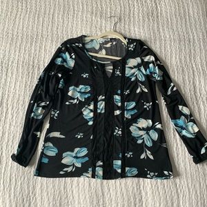 Women’s blouse. Size small.